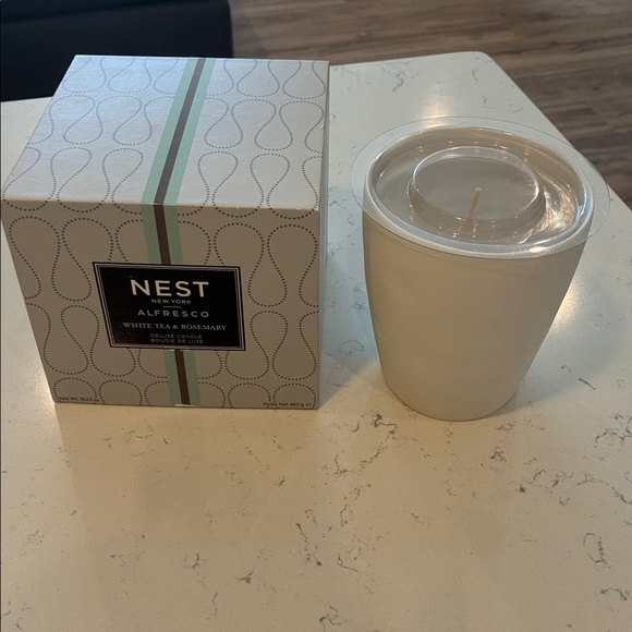 NEST CANDLE BRAND NEW WHITE TEA AND ROSEMARY SCENTED - Picture 3 of 4